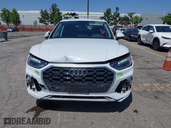 2021 Audi Q5 Premium Plus z VIN WA1E2AFY1M2043365, wystawiony jako IAAI lot #42286970 z przebiegiem 28 438 mil mil oraz . Historia ofert i sprzedaży dostępna na DreamBid. Obrazek 6.