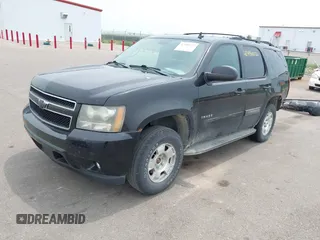 2009 Chevrolet Tahoe 1LT z VIN 1GNFK23009R297220, wystawiony jako IAAI lot #42480122 z przebiegiem 256 343 mil mil oraz . Historia ofert i sprzedaży dostępna na DreamBid. Obrazek 2.