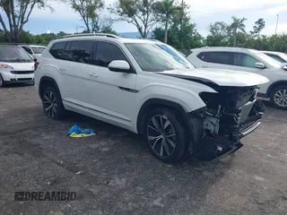 2024 Volkswagen Atlas SEL Premium R-Line z VIN 1V2FR2CA3RC528268, wystawiony jako IAAI lot #40248966 z przebiegiem 13 401 mil mil oraz . Historia ofert i sprzedaży dostępna na DreamBid. Obrazek 1.