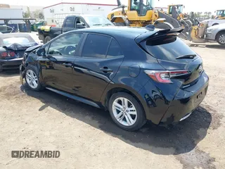 2022 Toyota Corolla Hatchback SE with VIN JTNB4MBE0N3166758, listed as a IAAI auction lot 39296188 with 20,401 mi miles. Bid and sale history available at carsss.com. Image 3.