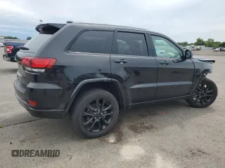 2021 Jeep Grand Cherokee Laredo X with VIN 1C4RJFAG7MC700525, listed as a Copart auction lot 60621115 with 25,670 mi miles and Salvage title. Bid and sale history available at DreamBid. Image 3.