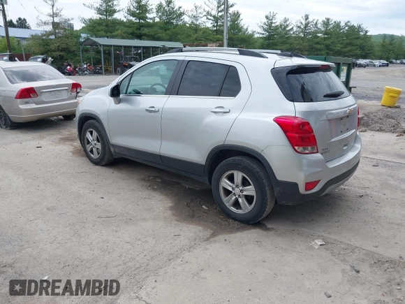 2019 Chevrolet Trax LT z VIN KL7CJLSB1KB961043, wystawiony jako IAAI lot #42227797 z przebiegiem 110 595 mil mil oraz . Historia ofert i sprzedaży dostępna na DreamBid. Obrazek 3.