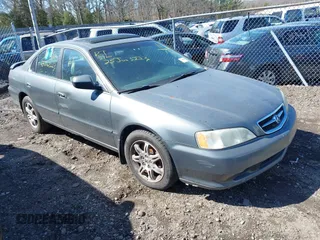 2001 Acura TL with VIN 19UUA566X1A029008, listed as a IAAI auction lot 41906978 with 999,999 mi miles. Bid and sale history available at carsss.com. Image 1.