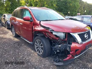 2015 Nissan Pathfinder S with VIN 5N1AR2MM8FC682289, listed as a IAAI auction lot 42604059 with 77,577 mi miles and . Bid and sale history available at DreamBid. Image 6.