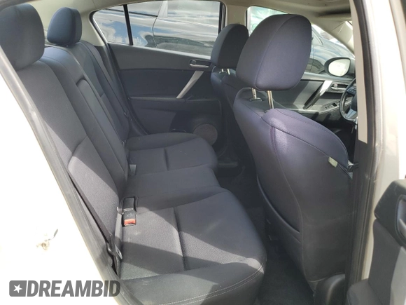 2011 Mazda 3 S Sport z VIN JM1BL1U69B1371899, wystawiony jako Copart lot #55159955 z przebiegiem 228 675 mil mil oraz Szkoda całkowita • Salvage title. Historia ofert i sprzedaży dostępna na DreamBid. Obrazek 10.