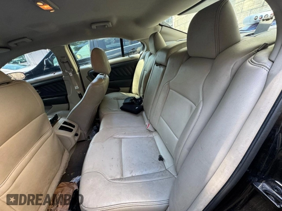2011 Ford Taurus SEL z VIN 1FAHP2EW8BG138540, wystawiony jako Copart lot #56559815 z przebiegiem 286 211 mil mil oraz Tytuł czysty. Historia ofert i sprzedaży dostępna na DreamBid. Obrazek 6.