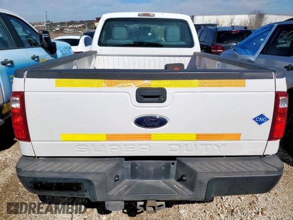 2013 Ford F-250 XL with VIN 1FTBF2A68DEB82111, listed as a Copart auction lot 80050794 with 154,577 mi miles and Clean Title. Bid and sale history available at DreamBid. Image 6.