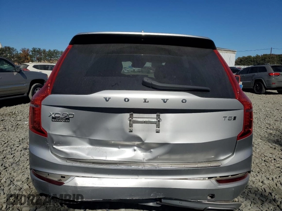 2021 Volvo XC90 Momentum with VIN YV4102PK7M1747194, listed as a Copart auction lot 76447264 with 25,862 mi miles and Salvage Title. Bid and sale history available at carsss.com. Image 6.