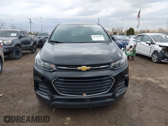 2020 Chevrolet Trax LS with VIN KL7CJKSB4LB074838, listed as a IAAI auction lot 41909289 with 77,471 mi miles. Bid and sale history available at carsss.com. Image 12.