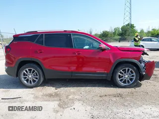 2024 GMC Terrain SLT z VIN 3GKALPEG2RL152604, wystawiony jako IAAI lot #42536073 z przebiegiem 44 147 mil mil oraz . Historia ofert i sprzedaży dostępna na DreamBid. Obrazek 13.