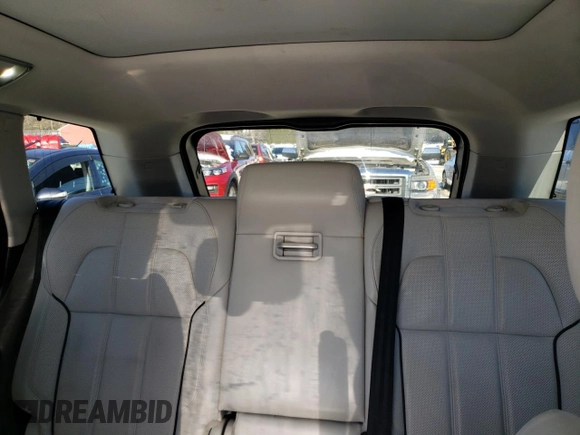 2016 Land Rover Range Rover Sport HSE with VIN SALWR2VF0GA637203, listed as a Copart auction lot 45845495 with 129,923 mi miles and Clean Title. Bid and sale history available at DreamBid. Image 10.