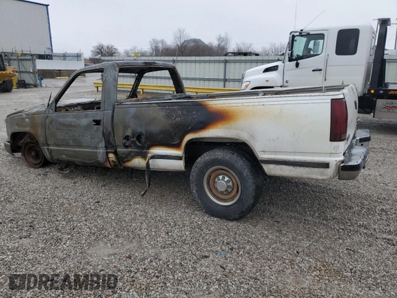 1997 GMC Sierra 1500 with VIN 1GTGC24R3VZ522487, listed as a Copart auction lot 44922165 with Not Provided miles and Non Repairable. Bid and sale history available at DreamBid. Image 2.