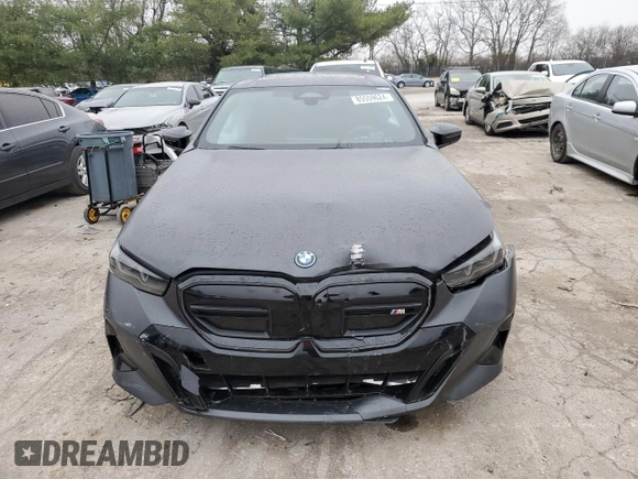 2024 BMW i5 M60 z VIN WBY43FK05RCR32052, wystawiony jako Copart lot #85559624 z przebiegiem 5 913 mil mil oraz Nie do naprawy • Non repairable. Historia ofert i sprzedaży dostępna na DreamBid. Obrazek 5.