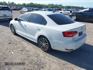2015 Volkswagen Jetta SE with VIN 3VWD17AJ1FM419797, listed as a IAAI auction lot 42778996 with 138,194 mi miles and . Bid and sale history available at DreamBid. Image 3.