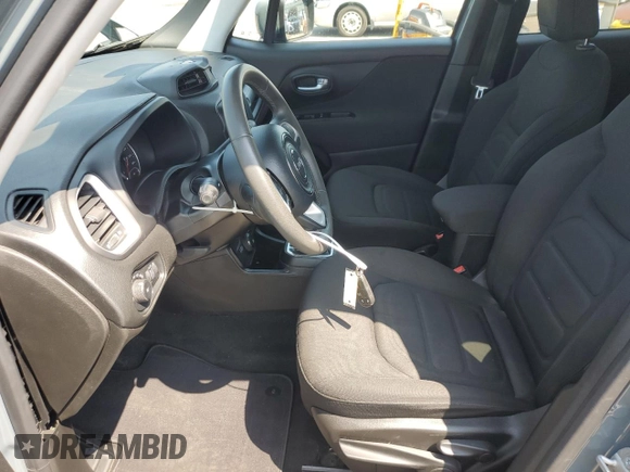 2018 Jeep Renegade Latitude with VIN ZACCJBBB7JPG88689, listed as a Copart auction lot 62062715 with 46,702 mi miles and Salvage title. Bid and sale history available at DreamBid. Image 7.