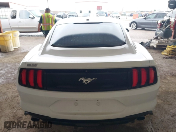 2019 Ford Mustang EcoBoost z VIN 1FA6P8TH1K5168795, wystawiony jako IAAI lot #42105634 z przebiegiem 61 480 mil mil oraz . Historia ofert i sprzedaży dostępna na DreamBid. Obrazek 16.