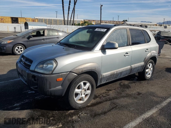 2005 Hyundai Tucson GLS with VIN KM8JN12D95U093916, listed as a Copart auction lot 76326214 with 159,295 mi miles and Salvage Title. Bid and sale history available at carsss.com. Image 1.