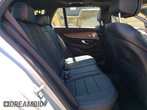 2017 Mercedes-Benz E-Class E 400 Luxury with VIN WDDZH6GB2HA154702, listed as a Copart auction lot 61895014 with 56,094 mi miles and Salvage Title. Bid and sale history available at carsss.com. Image 10.
