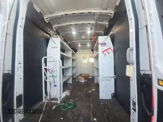 2018 Ford Transit с VIN 1FTYR3XG9JKA85925, выставлен на аукционе IAAI как лот 42786939 с пробегом 147 544 миль миль и . История ставок и продаж доступна на DreamBid. Изображение 29.