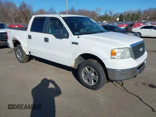 2008 Ford F-150 XL with VIN 1FTRW14W28FB72842, listed as a IAAI auction lot 41903952 with 314,817 mi miles. Bid and sale history available at carsss.com. Image 1.