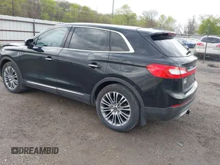 2016 Lincoln MKX Reserve с VIN 2LMTJ8LRXGBL88138, выставлен на аукционе IAAI как лот 42076100 с пробегом 82 552 миль миль и . История ставок и продаж доступна на DreamBid. Изображение 3.