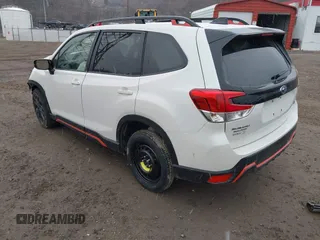 2024 Subaru Forester Sport with VIN JF2SKAGC4RH513972, listed as a IAAI auction lot 41701045 with 29,495 mi miles. Bid and sale history available at carsss.com. Image 3.
