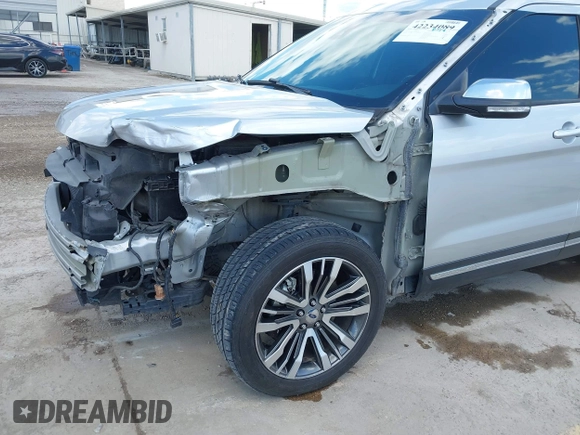 2018 Ford Explorer Platinum z VIN 1FM5K8HTXJGC54056, wystawiony jako IAAI lot #42234089 z przebiegiem 96 555 mil mil oraz . Historia ofert i sprzedaży dostępna na DreamBid. Obrazek 6.