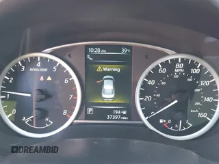 2017 Nissan Sentra SR Turbo with VIN 3N1CB7AP7HY238718, listed as a IAAI auction lot 41402228 with 37,397 mi miles. Bid and sale history available at carsss.com. Image 7.