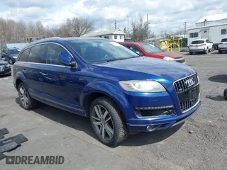 2014 Audi Q7 3.0T Premium Plus with VIN WA1LGAFEXED011017, listed as a IAAI auction lot 41932179 with 254,029 mi miles. Bid and sale history available at carsss.com. Image 1.