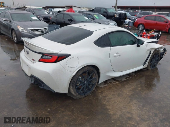 2022 Toyota GR86 Premium with VIN JF1ZNBF12N8754942, listed as a IAAI auction lot 41580851 with 6,595 mi miles. Bid and sale history available at carsss.com. Image 4.