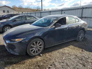 2020 Mazda 3 Select z VIN 3MZBPBCM6LM118969, wystawiony jako Copart lot #78781274 z przebiegiem 67 671 mil mil oraz Szkoda całkowita • Salvage title. Historia ofert i sprzedaży dostępna na DreamBid. Obrazek 1.