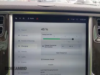 2013 Tesla Model S z VIN 5YJSA1DN2DFP07738, wystawiony jako IAAI lot #42433771 z przebiegiem 71 606 mil mil oraz . Historia ofert i sprzedaży dostępna na DreamBid. Obrazek 17.