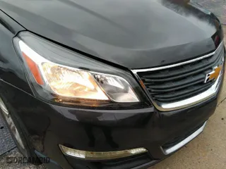 2017 Chevrolet Traverse LS with VIN 1GNKRFED7HJ198280, listed as a IAAI auction lot 41743866 with 152,253 mi miles. Bid and sale history available at carsss.com. Image 6.