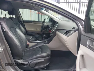2019 Hyundai Sonata SE with VIN 5NPE24AF7KH751127, listed as a IAAI auction lot 41184221 with 83,267 mi miles and . Bid and sale history available at carsss.com. Image 5.