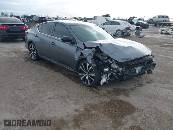 2020 Nissan Altima SR z VIN 1N4BL4CVXLN303542, wystawiony jako IAAI lot #41891000 z przebiegiem 119 696 mil mil oraz . Historia ofert i sprzedaży dostępna na DreamBid. Obrazek 1.