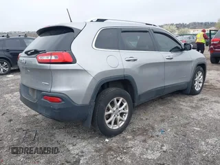 2016 Jeep Cherokee Latitude with VIN 1C4PJMCB4GW183037, listed as a IAAI auction lot 42003716 with 138,843 mi miles and . Bid and sale history available at DreamBid. Image 4.