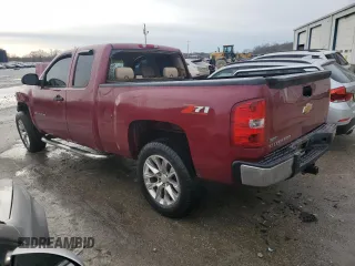 2007 Chevrolet Silverado 1500 LT w/1LT with VIN 1GCEC19007Z599753, listed as a Copart auction lot 88980085 with 215,387 mi miles and Non Repairable. Bid and sale history available at carsss.com. Image 2.