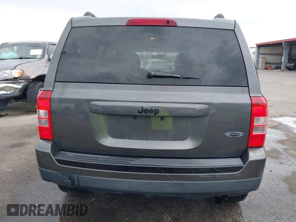 2015 Jeep Patriot Sport z VIN 1C4NJPBA9FD209708, wystawiony jako IAAI lot #41884875 z przebiegiem 201 699 mil mil oraz . Historia ofert i sprzedaży dostępna na DreamBid. Obrazek 16.