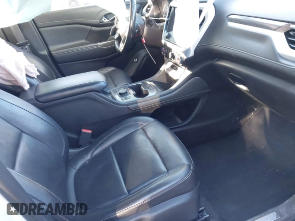 2020 GMC Acadia SLT with VIN 1GKKNMLS4LZ136098, listed as a IAAI auction lot 41618272 with 100,486 mi miles and . Bid and sale history available at DreamBid. Image 5.