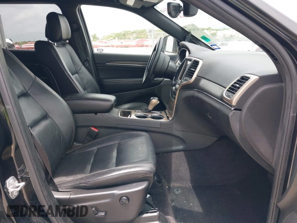 2017 Jeep Grand Cherokee Limited with VIN 1C4RJEBG8HC633898, listed as a IAAI auction lot 42361986 with 175,858 mi miles and . Bid and sale history available at DreamBid. Image 5.