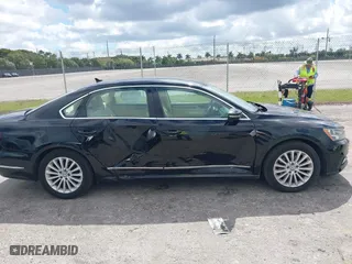 2016 Volkswagen Passat 1.8T SE w/Technology with VIN 1VWBS7A35GC047180, listed as a IAAI auction lot 41650618 with 42,491 mi miles. Bid and sale history available at carsss.com. Image 13.