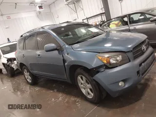 2008 Toyota RAV4 Ltd with VIN JTMZK31V886015609, listed as a IAAI auction lot 41758981 with 130,204 mi miles. Bid and sale history available at carsss.com. Image 13.