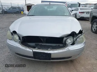 2005 Buick LaCrosse CXL z VIN 2G4WD562851192697, wystawiony jako IAAI lot #42077095 z przebiegiem 180 838 mil mil oraz . Historia ofert i sprzedaży dostępna na DreamBid. Obrazek 6.