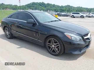 2014 Mercedes-Benz E 350 with VIN WDDKJ8JB0EF275544, listed as a IAAI auction lot 42442678 with 62,403 mi miles and . Bid and sale history available at DreamBid. Image 1.