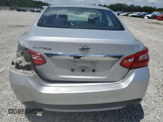 2016 Nissan Altima S with VIN 1N4AL3AP3GN359466, listed as a Copart auction lot 60975825 with 137,405 mi miles and Salvage title. Bid and sale history available at DreamBid. Image 6.