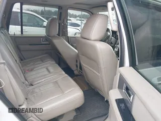 2011 Ford Expedition Limited with VIN 1FMJU1K56BEF19871, listed as a IAAI auction lot 41612117 with 246,367 mi miles. Bid and sale history available at carsss.com. Image 8.