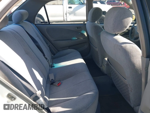 2000 Chevrolet Prizm z VIN 1Y1SK548XYZ426149, wystawiony jako IAAI lot #41495791 z przebiegiem 127 968 mil mil oraz . Historia ofert i sprzedaży dostępna na DreamBid. Obrazek 8.