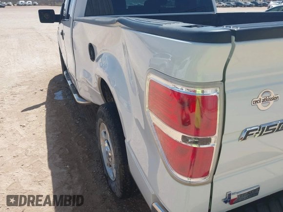 2013 Ford F-150 XL z VIN 1FTEX1CM4DFC79980, wystawiony jako IAAI lot #41882064 z przebiegiem 62 304 mil mil oraz . Historia ofert i sprzedaży dostępna na DreamBid. Obrazek 18.