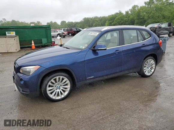 2014 BMW X1 xDrive28i z VIN WBAVL1C55EVY20446, wystawiony jako Copart lot #58672355 z przebiegiem 127 601 mil mil oraz Czysty tytuł • Clean title. Historia ofert i sprzedaży dostępna na DreamBid. Obrazek 1.