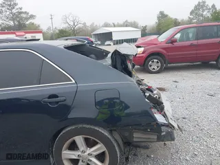2014 Toyota Camry L with VIN 4T1BF1FK4EU309911, listed as a IAAI auction lot 41919036 with 109,633 mi miles. Bid and sale history available at carsss.com. Image 6.